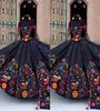 2023 Abiti Quinceanera vintage a maniche lunghe in stile messicano Charro con spalle scoperte Fiori ricamati in raso con lacci Ball Gown Prom S7819707