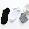 Chaussettes pour hommes hommes cheville couleur unie noir blanc gris respirant coton sport unisexe haute qualité printemps été mâle chaussette courte