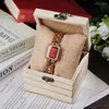 Kol saatleri 2024 kadın ahşap saatler üst lüks Japon kuvars hareketi kadın kol saati kişiselleştirilmiş oyulmuş hediye kutusu damlası