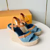 Womens Wedg Platform Heels Sandals Designer Straw Slingbacks Slides For Holiday Denim Mules Outdoor Beach Shoe Girls Slippers Adjustable Ankle Buckle Casual Shoe