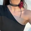 Girocollo creativo lungo collana floreale fai da te per le donne accessori eleganti di gioielli per banchetti di fiori di rosa esagerati fatti a mano