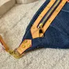 Män midjeväska designer bumbag mode kvinnor bröstpaket crossbody handväska denim läder axel väska blixtlås handväska jävla paket bälte väskor mynt purs