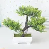 Flores decorativas 1/2 pçs plantas artificiais bonsai pequeno vaso de árvore planta falsa ornamentos em vaso para casa decoração de mesa de quarto el jardim