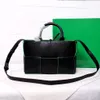 Top quality Commuter Tote Bag Designer Bag Women's mini woven handbag shoulder bag Fashion Simple Real leather handbag Woven Arco tote crossbody bag Denim bag