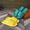 Slippers à la mode de salle de bain à la maison diapositive femme Soft Sole Eva Indoor Girls Sandals 2023 Été non glissant Flip Cover Girl H24032503