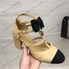 Womens Camellia Chunky klackar sandaler med bowknot grosgrain imitation pärlor klädskor pumpar slingbacks spännband elegant quiltad textur bröllopssko