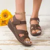 Stövlar Lätt kvinnors kilar Sandaler Summer Cross Strap Med Heels Sandles Woman Nonslip Platform Gladiator Shoes Plus Size 43