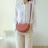 トートズサマースタイルの女性革バッグバッグサドルスターセレブリティファッションハンドバッグ