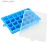 Glassverktyg Venlohome 24 Ice Cube Tray Food Grade Silicone Ice Cube Maker Mold With Lock för Ice Cream Chocolate Party Whisky Cocktail Drink L240319