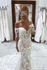 Sirena Impresionantes vestidos de novia Nuevos vestidos de novia sexy sin espalda con hombros descubiertos Mangas largas Apliques de encaje 3D con botones en la espalda cubiertos por encargo Bc15708
