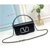 Crossbody Bag Valeentino Handbag Bagpack Bags Bags Designer Women Wallet Wallet Beach Crystal مرصع بالجلد الأصلي شعر بحقبة البقر Her4