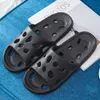 Slippers Men Women Bathroom Slipper House Cheese Leaking Quick-Drying Shower Water Leaky Beach Flip Flop Swimming Slides01VVBG H240322