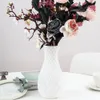 Небьющаяся пластиковая ваза для цветов, украшение для дома, белая имитация керамической вазы, горшок, декор, контейнер в скандинавском стиле 240318