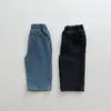 Calças infantis primavera denim calças 2024 moda simples menino outono bolso jeans meninas cintura elástica casual lavado em linha reta