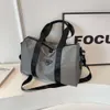 Atacado varejo marca moda bolsas portátil carry on bagagem saco para avião viagem crossbody esportes e fitns novo