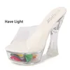 Chaussures de robe Clignotant Clair PVC Femme Pantoufles Été Transparent Talons Hauts 14CM Club Sandale En Plein Air Lumineux Cristal Plate-Forme H2403251