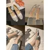 2024 Spring Nouvelles femmes chaussures plates Fashion Round Toe peu profonde Mary Jane Chaussures à talons plats doux Ballerinas Chaussures