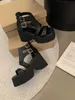 Nova moda de verão sola grossa sandália de salto alto legal martin botas boca de peixe sandálias de inclinação preto flip flops para mulher 240228