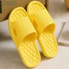 Terlik Banyo Anti Slip Eva Duş Slayt Kadınları Kabartmalı Yaz Yüzme Havuzu Flip Zemin Kapalı 2022 Shoeshjt84jrv H240322