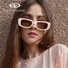 サングラス偉大なOculos Lunette de Soleil Femm Classic Retro Square Sunglasses Womens Brand Retro Travel Small Rectangular Sunglassesc24320