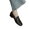 Top quality Retro-style small leather shoes women's new Lok Fu shoes are slim and women's shoes with one pedal.