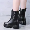 Echtes Leder Mesh dünne Sommer Martin Stiefel neue coole Stiefel ausgehöhlte dicke Sohlen weiße atmungsaktive kurze Stiefel Damen Designer-Röcke Schuhe