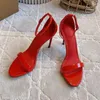 Отсуть обувь красная сексуальная модная высокая каблука Женщины роскошные изысканные металлические украшения одиночный 2024 Краткие однострочные ремешки Сандели