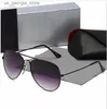 Solglasögon Modell G15 Högkvalitativ dubbel designer Solglasögon Män överbryggar kvinnor Klassiska linser Solglasögon Design Lämplig Fashion Beach Y240320
