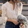 Women's Blouses Flower Embroidery Lace Trim O-Neck Long Sleeve Blouse Spring Vintage Female Elegant Casual French Shirts Women Clothes