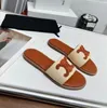 Nuovo stile intreccio di paglia Pantofole sandali Designer Slide Scarpe casual Mocassini con ciabatte Nero bianco INE scarpe di lusso sexy Uomo Donna marrone Mule Sliders sandalo piatto regalo