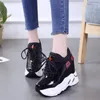 Primavera 375 outono sapatos casuais mulher plataforma cunha salto 12cm altura crescente branco preto tênis feminino couro