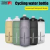 Waterflessen ThinkRider Fietsfles MTB Racefiets Waterfles Buitensporten Muovi Draagbaar Grote capaciteit Drinken Fietsen Waterfles yq240320