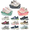 Scarpe Joe Freshgoods Uomo Donna Scarpe da corsa Scarpe da ginnastica in pelle scamosciata Penny Cookie Pink Baby Shower Blu Sea Salt Outdoor Trail