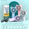 Electric Fans Portable Desktop Fan USB Charging Cartoon Design för bekväm bärbar resestorlek Kylfläkt Liten Handheld Fan Office Fan Miniy240320