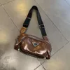 Großhandel Einzelhandel Marke Mode Handtaschen Öl Wachs Rindsleder Weiche Leder Tasche Neue Modische und Stilvolle Handtasche Vielseitig Für Pendler Eine Schulter Umhängetasche Frauen