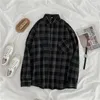Women's Blouses Vintage Women Plaid Shirts Long Sleeve Oversize Korean Loose Casual Blouse Pocket Office Lady Button Up Outwear