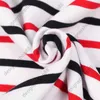 En kaliteli Tik Tok Etkileyici Aynı Marka Saf Pamuk Ayılar Kontrastlı Stripes Mektupları Kısa Kollu Gevşek Moda Marka Erkek ve Kadın T-Shirts