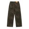 Kvinnors byxor leopard tryck jeans unisex byxor hoppar med brett ben mjuk streetwear stil för ung fashionabla