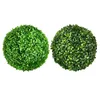 Flores decorativas 2 peças bola de grama simulada decoração de natal planta topiaria bolas de teto artificial decorações de árvore de plástico