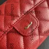Designer de luxe classique mini rabat caviar cuir en cuir rouge rose woc sacs portefeuille sur le matériel en métal doré matelasse