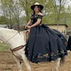 Grande taille mexicaine noire Quinceanera robes Charro 2024 broderie colorée robes De Xv Anos épaules dénudées débutante 15 robe De Para quinze seize anniversaire