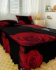 Gonna da letto Fiore di rosa rossa Copriletto elasticizzato nero con federe Coprimaterasso protettore Set di biancheria da letto