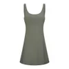 LU Summer Womens Designer Dress Yoga Solid Color Sleeveless Pads Strap Motion Run kommer med en inbyggd bröstkudde kläder