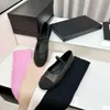 شقق تشا فرنسية باريس مصممة حذاء سوداء حذاء أسود متسكعون من الجلد الباليرينا الجولة جولة أخمص القدمين