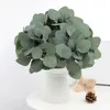 Flores decorativas plantas artificiais folhas simuladas folha de eucalipto para decoração de festa em casa diy falso verde fada simulação plantas