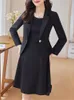 Abiti da lavoro Yitimuceng Solido Set da 2 pezzi Blazer Dress Donna 2024 Office Ladies Turn Down Collar Manica lunga Blazer Abiti eleganti