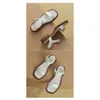 Neue französische braune Sandalen, Sommersandalen für Damen, niedriger Absatz, römische Schuhe, offene Zehen, Streifen, einfach, bequem, flacher Boden, Damen 240228