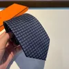 Masowe jedwabne wiązania szyi szczupłe wąskie kropkowane nadruk Jacquard tlejące krawaty ręcznie wykonane w wielu stylach z pudełkiem