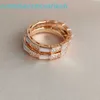 2024 Jewelry Designer Brand Band Rings Bone Ring for Women 18k Plating v Gold Narrow Wide Plate White Beimu Red Jade Marrow Malachite Snake Couple