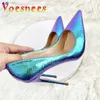 Robe chaussures femmes bleu peau de serpent talons hauts 2023 nouvelles pompes de mariage brillantes bout pointu fête 12cm holographique élégant stilettos h240321